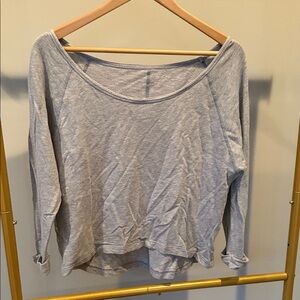 BEYOND YOGA Light Gray cropped long-sleeve
